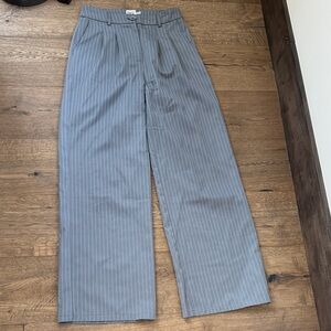 Princess Polly pinstriped wide leg grey pants - size 6